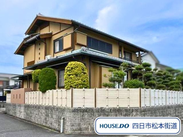 【外観】
楠小学校/楠中学校エリアに建つ土地約134坪!3方面に面した開放感ある角地の4LDK