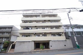 世田谷区上用賀１丁目