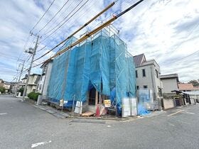 草加市谷塚町