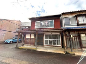 糸魚川市新鉄２丁目