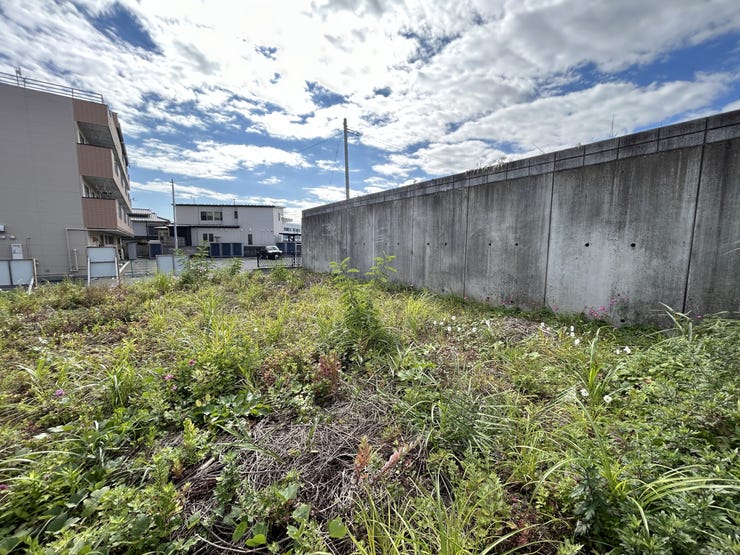 現地(2025年10月)撮影
◎建築条件付き◎
詳細は、ハウスドゥ  八戸市庁前へお気軽にお問い合わせください♪