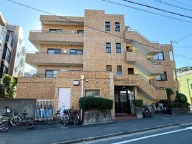 世田谷区弦巻５丁目