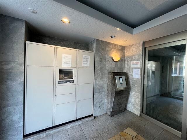 オートロック、宅配ボックス