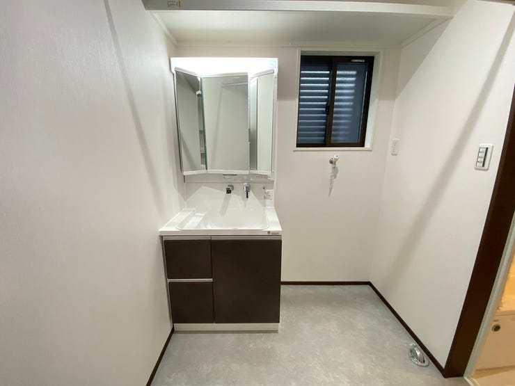 【同型写真】
※色は異なる場合がございます。