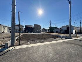 草加市苗塚町