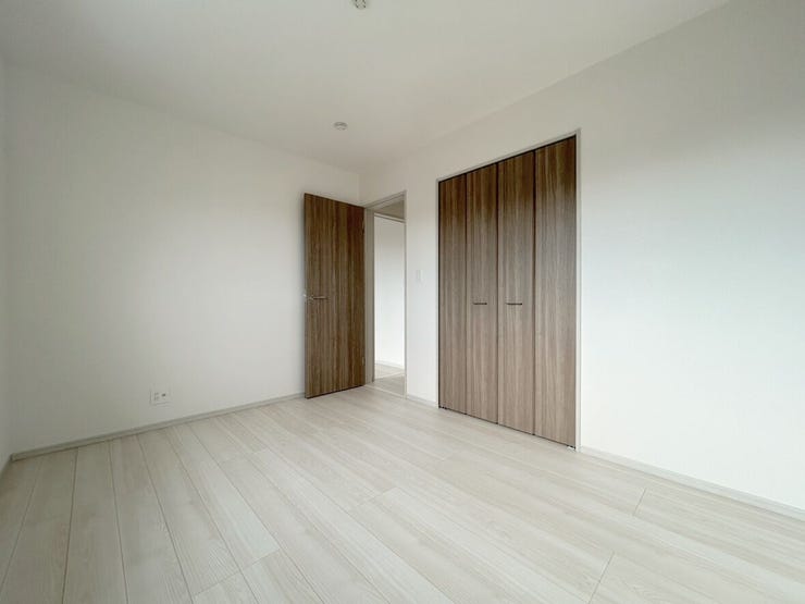 2階 洋室6帖 図面下