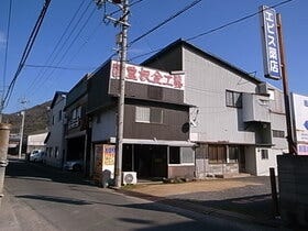 坂出市川津町