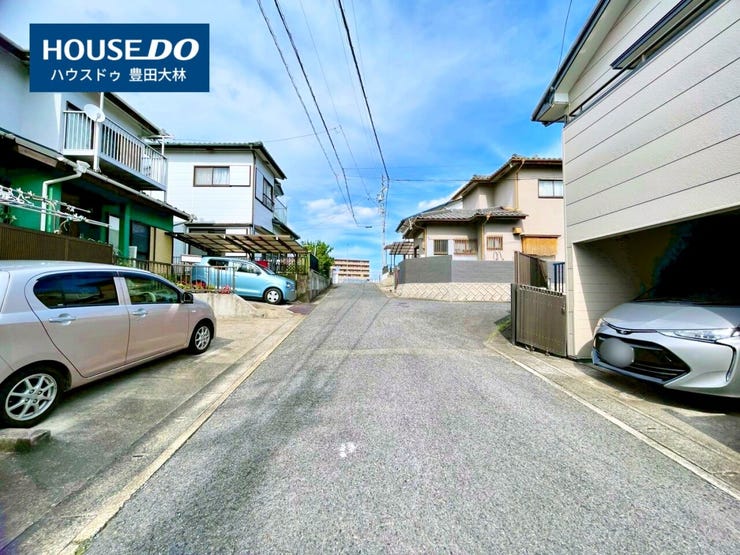 *美山小学校・逢妻中学校*
見るだけ聞くだけOK!【お気軽に資料請求!不動産のことならなんでも/ハウスドゥ豊田大林】