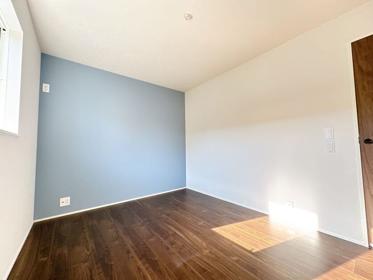 2面採光で風通しの良いお部屋です。