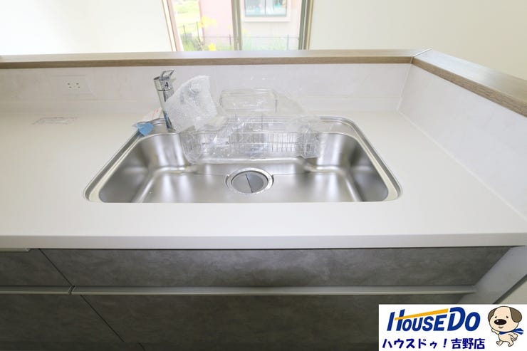 浄水カートリッジ内蔵の水栓で、いつでも清潔なお水が使えます。