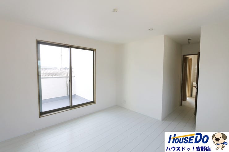 2階洋室9帖、全居室収納あり。お部屋をスッキリ片付けられます。