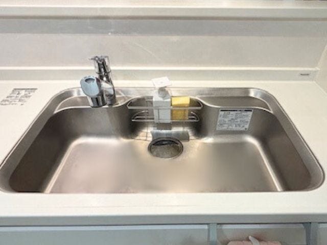 浄水器付きの蛇口を設置。いつでも安全でおいしいお水が使えるので、お料理や飲み水に便利です。(2025年10月28日撮影)