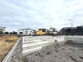 草加市八幡町