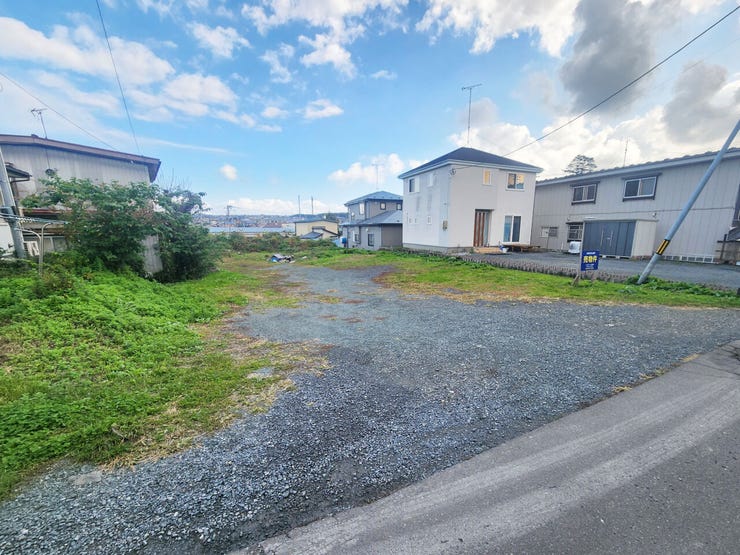 現地(2025年10月)撮影
◎建築条件無し◎
詳細は、ハウスドゥ 八戸市庁前までお気軽にお問い合わせくださいませ♪