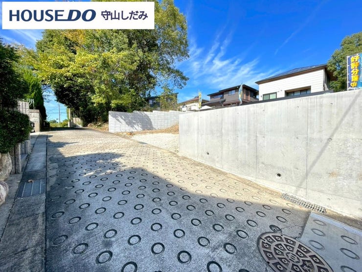 【前面道路】現地をご覧いただき、周辺環境なども一緒に ご確認いただけます!周辺環境もご案内いたします!安心してお住まいが購入出来るようサポート致します! お気軽にお問い合わせくだいませ◎