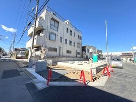 草加市八幡町