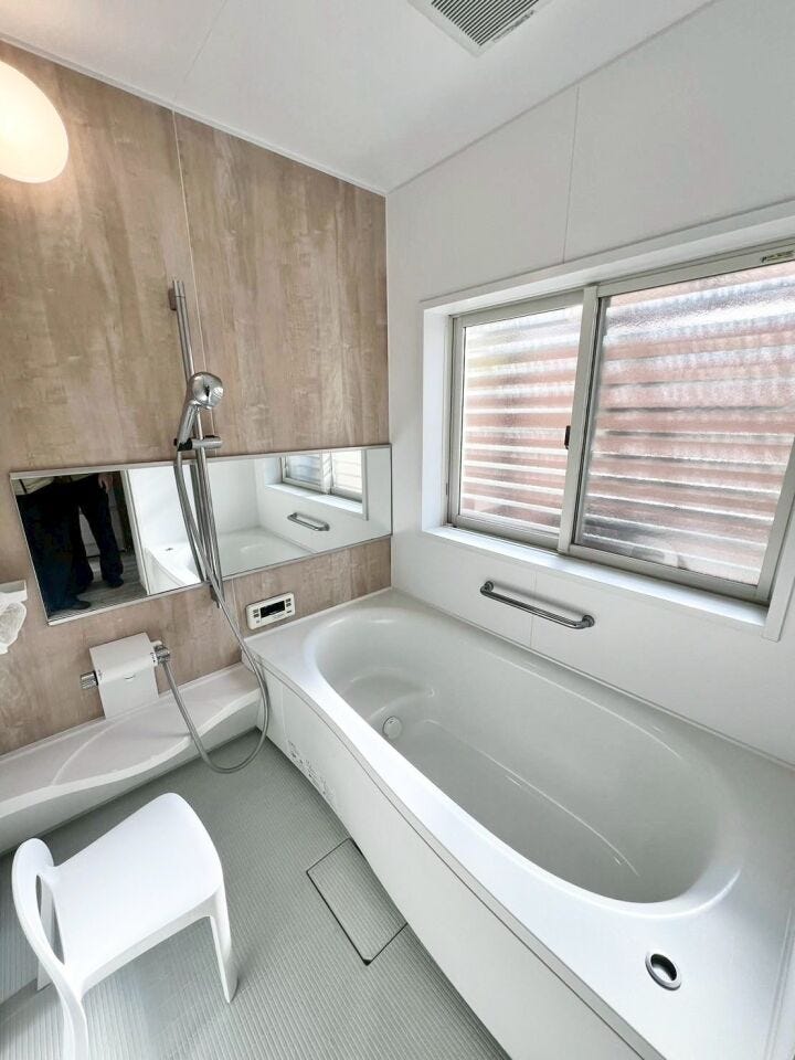 ■□■浴室■□■
浴室に窓