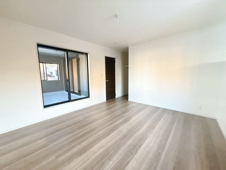 広い居室なので主寝室としてもピッタリです◎