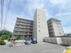 吹田市千里丘中