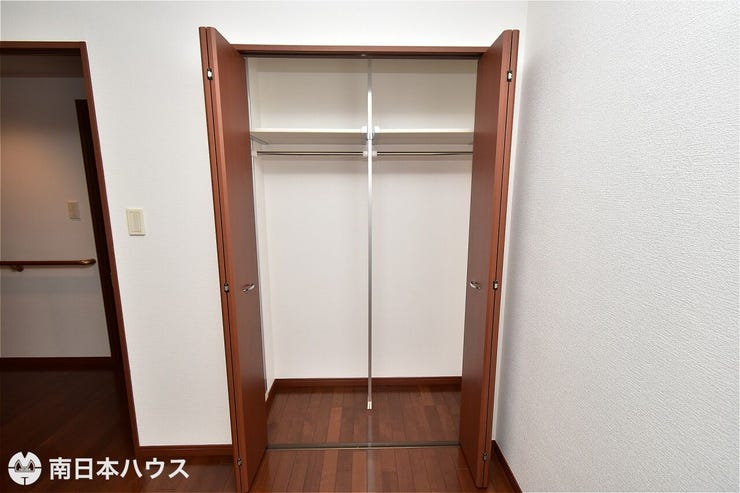 西田３丁目 Ｄ’クラディア西田 【5.8帖の洋室収納】