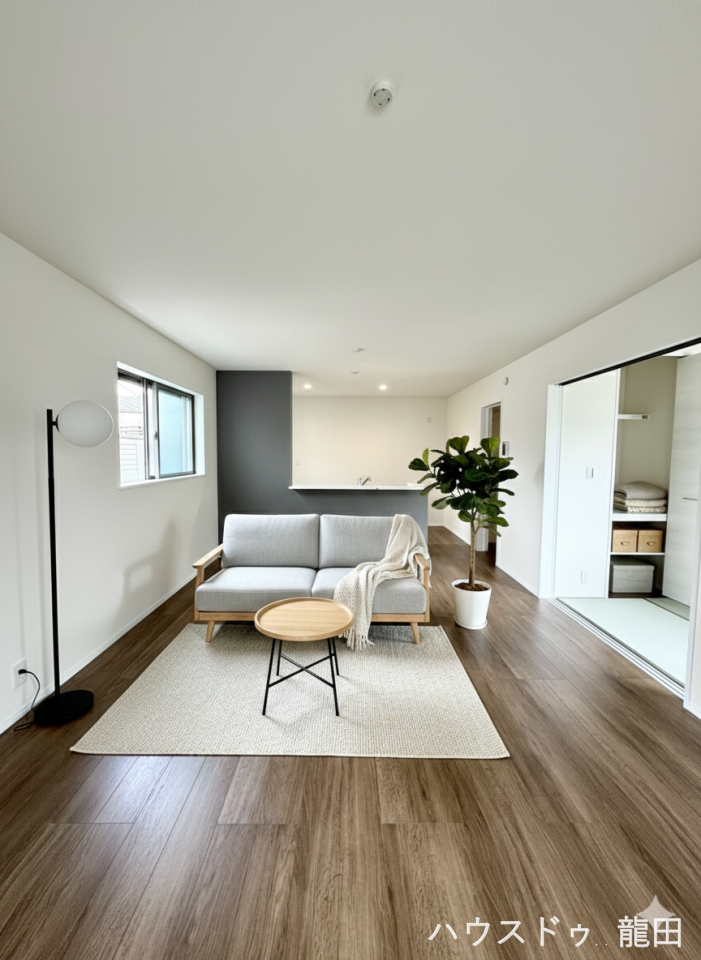 【リビング】
■□■リビング■□■
LDK17帖
※家具を入れたイメージ写真です