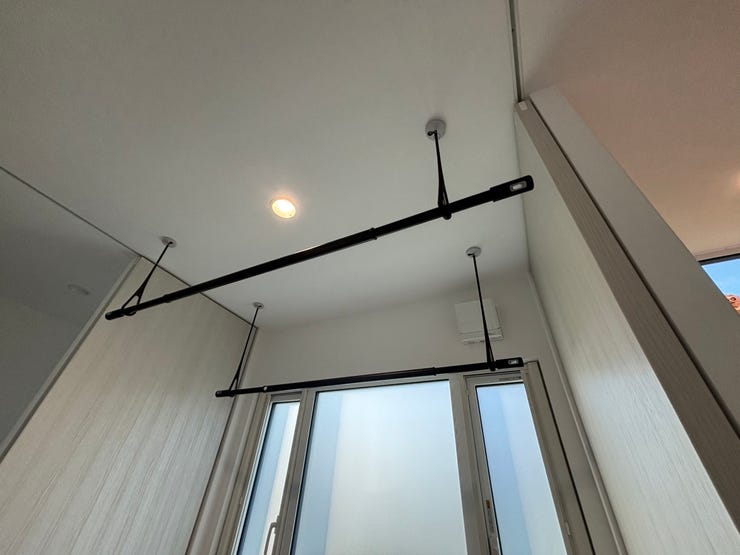 室内でも洗濯物を干せるホスクリーンで、雨の日や花粉の季節も安心◎