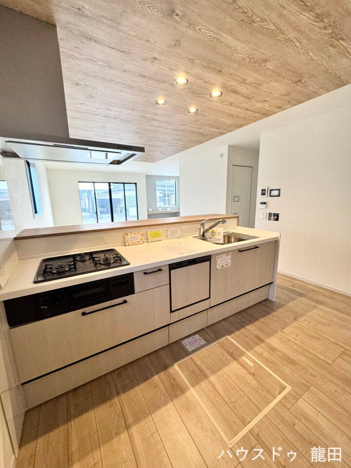 ■□■キッチン■□■
カウンターキッチン
システムキッチン