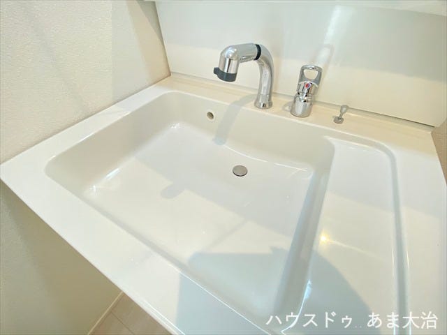 お手入れも簡単♪洗面シンク。