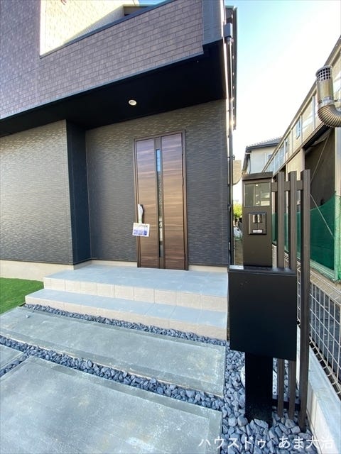 玄関内にはSICを設けた嬉しい間取り。