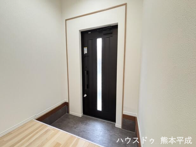 玄関は、住まいの顔とも言える大切なスペースですね!