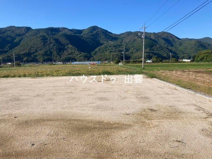 【外観】
敷地面積は約71坪!平家も建築可能なゆったり敷地☆