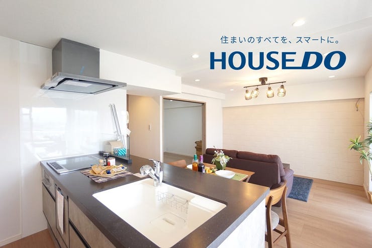 家族みんなの快適空間です。お食事したりおしゃべりしたり、家族の絆を育むセントラルスペースです♪