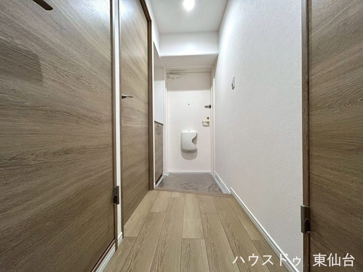 シューズボックスも一直線上に収まり、すっきりとした玄関です♪