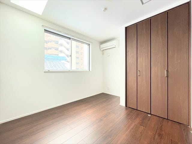 自分専用の場所があるので
リビングダイニングに自分のものを置きっぱなしにすることもなくなります。