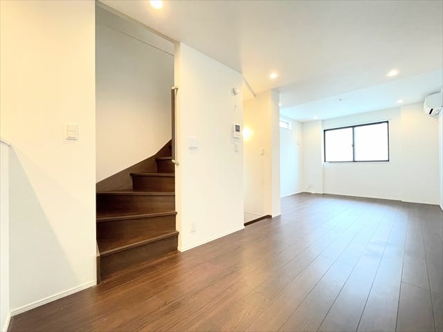 自分の好きなソファやテーブル、インテリアグッズを設置できます。