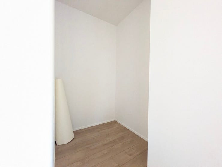 人気のウォークインクローゼットが備え付けられております♪