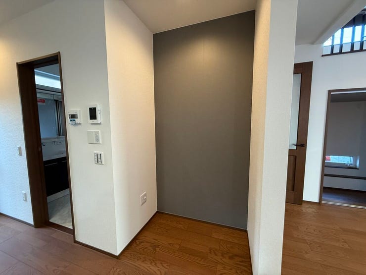 ◇キッチン横の収納スペース♪