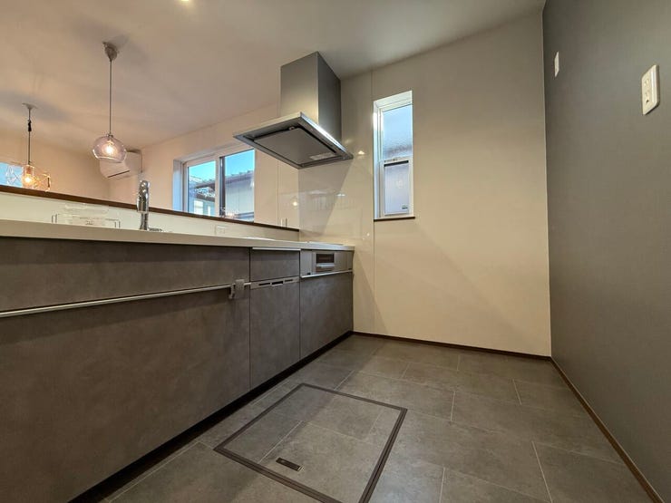 ◇グレー基調のお洒落なキッチン♪