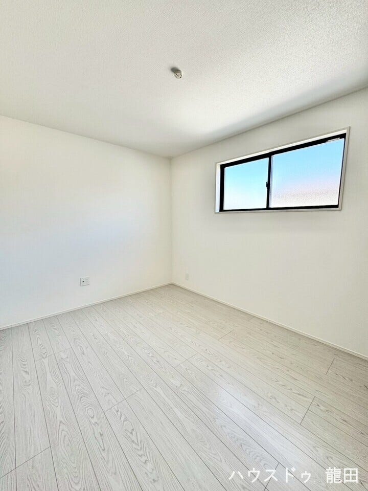 ■□■洋室■□■
洋室6帖