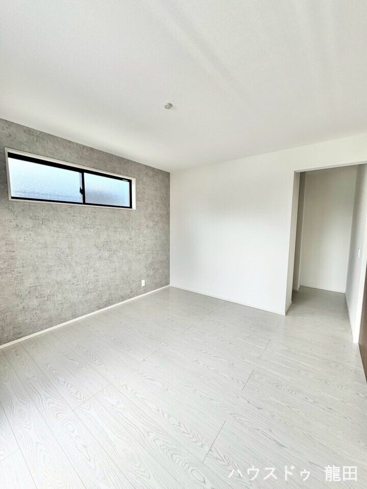 ■□■洋室■□■
洋室7帖・アクセントクロス