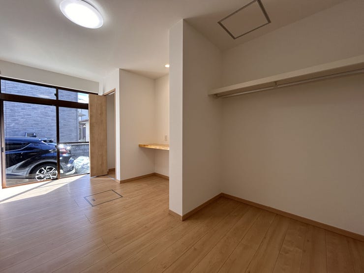 ●南側5帖洋室●