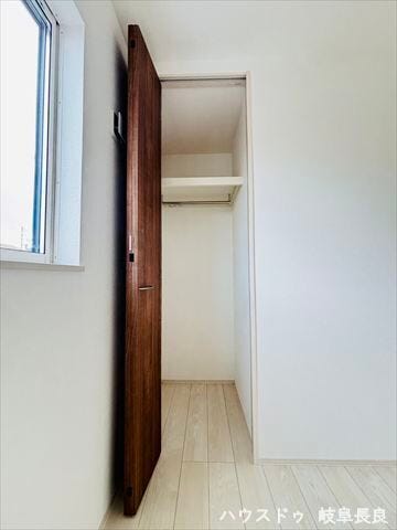 ≪4.5帖納戸≫
部屋ごとに設けた収納は住みやすさへのこだわり。