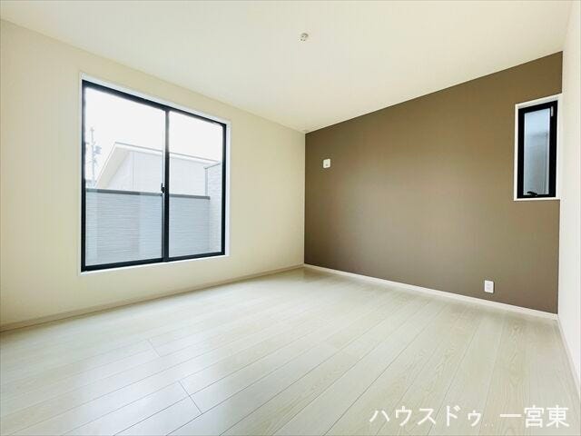 ≪2階7.2帖≫ゆとりの広さのプライベートルームには、収納充実のウォークインクローゼットがあります。