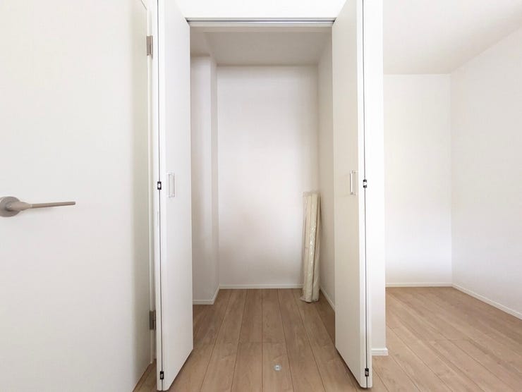 適材適所の収納付きです。