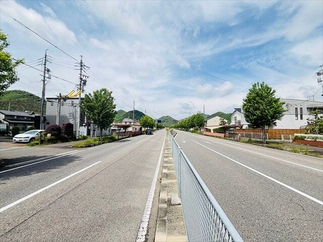 ≪北側東向き≫広々としていて、街並みが開放的で圧迫感がありません。