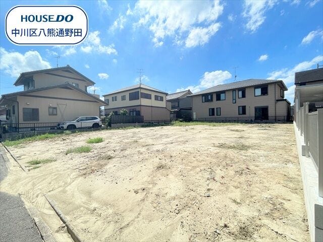 【外観】
【上脇町エリア】建築条件なしの売土地になります。
名古屋臨海高速鉄道/荒子駅まで徒歩21分
・名古屋市立篠原小学校まで徒歩5分(約370m)
・名古屋市立長良中学校まで徒歩12分(約890m)