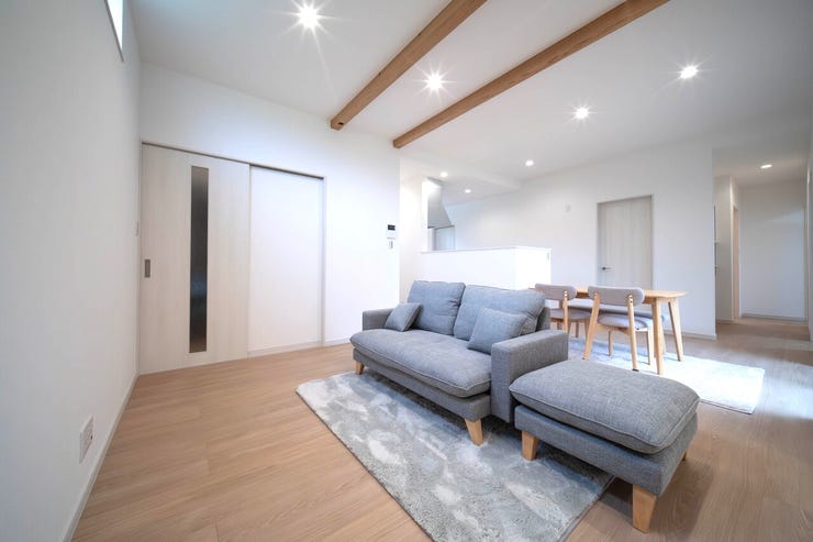 天井の化粧梁が良いアクセント♪