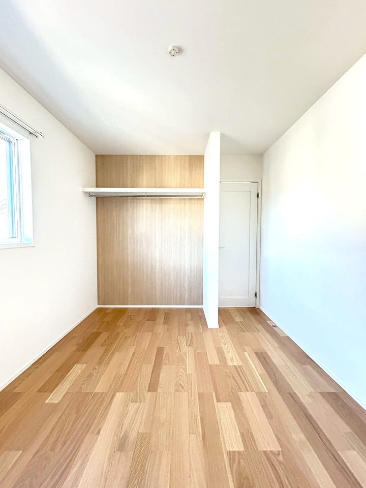 新築なら専門の当店へおまかせください♪小倉南区中貫 新築戸建て 貫小・田原中学校 LDK約20帖♪WIC♪小倉南区中貫新築戸建て◎駐車場2台◎1階シャッター◎オール電化◎キーレス玄関 当日来店大歓迎!