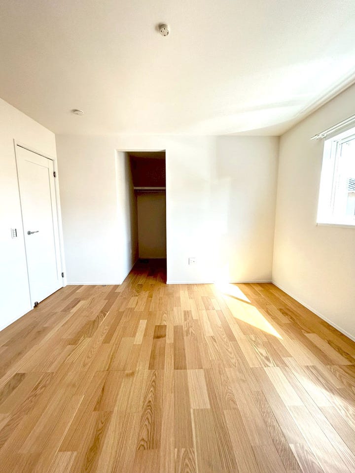 新築なら専門の当店へおまかせください♪小倉南区中貫 新築戸建て 貫小・田原中学校 LDK約20帖♪WIC♪小倉南区中貫新築戸建て◎駐車場2台◎1階シャッター◎オール電化◎キーレス玄関 当日来店大歓迎!