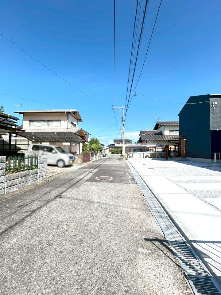 新築なら専門の当店へおまかせください♪小倉南区中貫 新築戸建て 貫小・田原中学校 LDK約20帖♪WIC♪小倉南区中貫新築戸建て◎駐車場2台◎1階シャッター◎オール電化◎キーレス玄関 当日来店大歓迎!